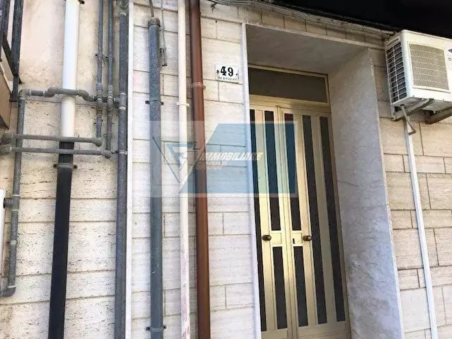 Immagine 2 di Casa trifamiliare in vendita  a Buccheri