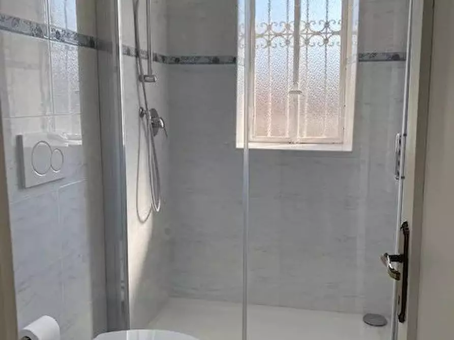 Immagine 18 di Casa trifamiliare in affitto  in Via Michelangelo Buonarroti, 6 a Milano