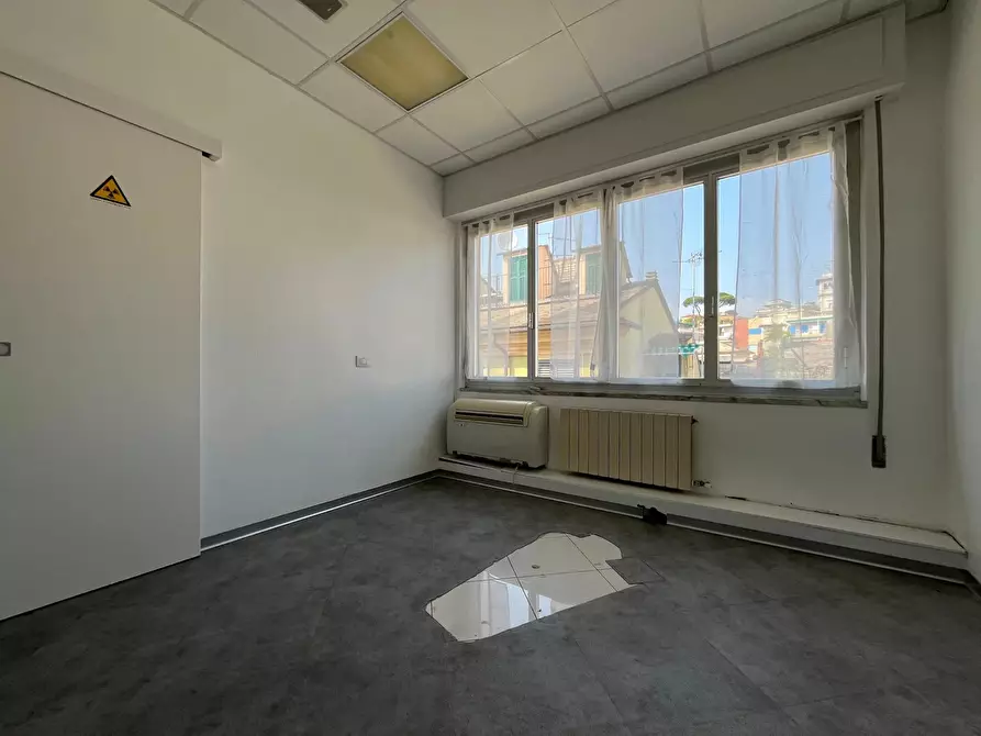 Immagine 3 di Castello in affitto  in Via Martiri della Liberazione a Chiavari