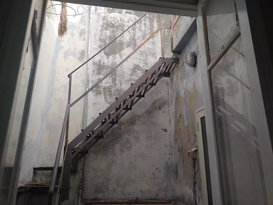 Immagine 22 di Casa trifamiliare in vendita  in Via Candore, 26 a Messina