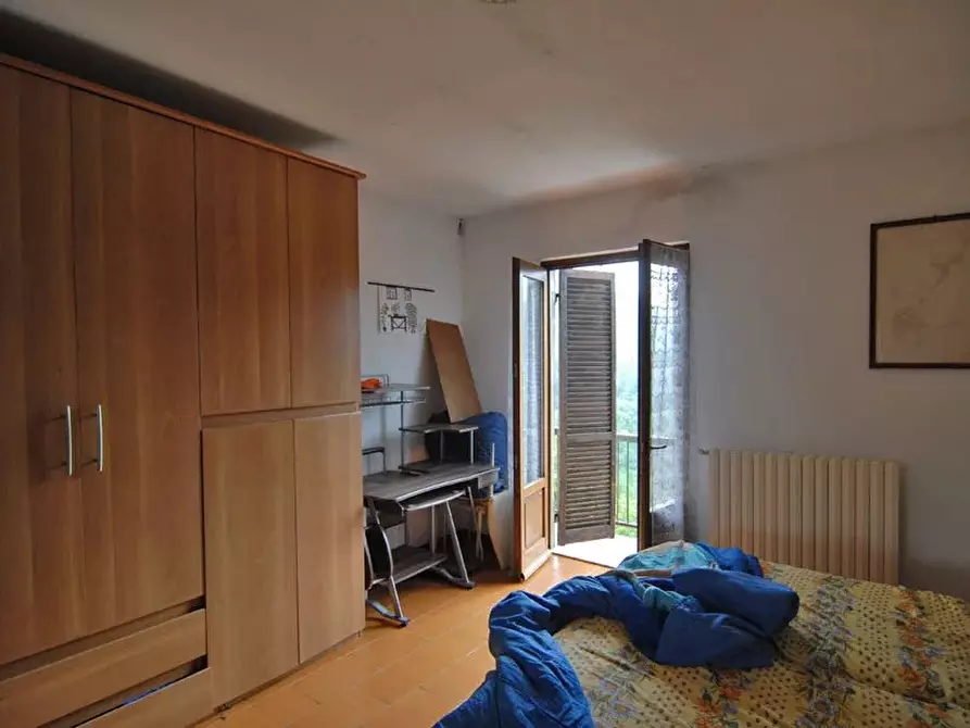 Immagine 12 di Terreno edificabile in vendita  a Bergolo