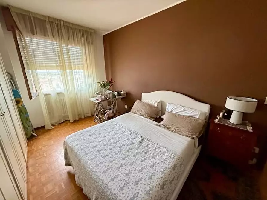 Immagine 8 di Casa trifamiliare in vendita  a Conegliano