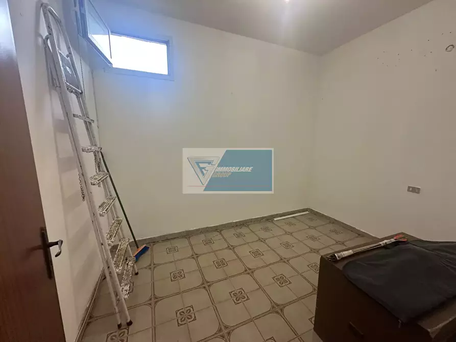 Immagine 18 di Casa trifamiliare in vendita  a Noto