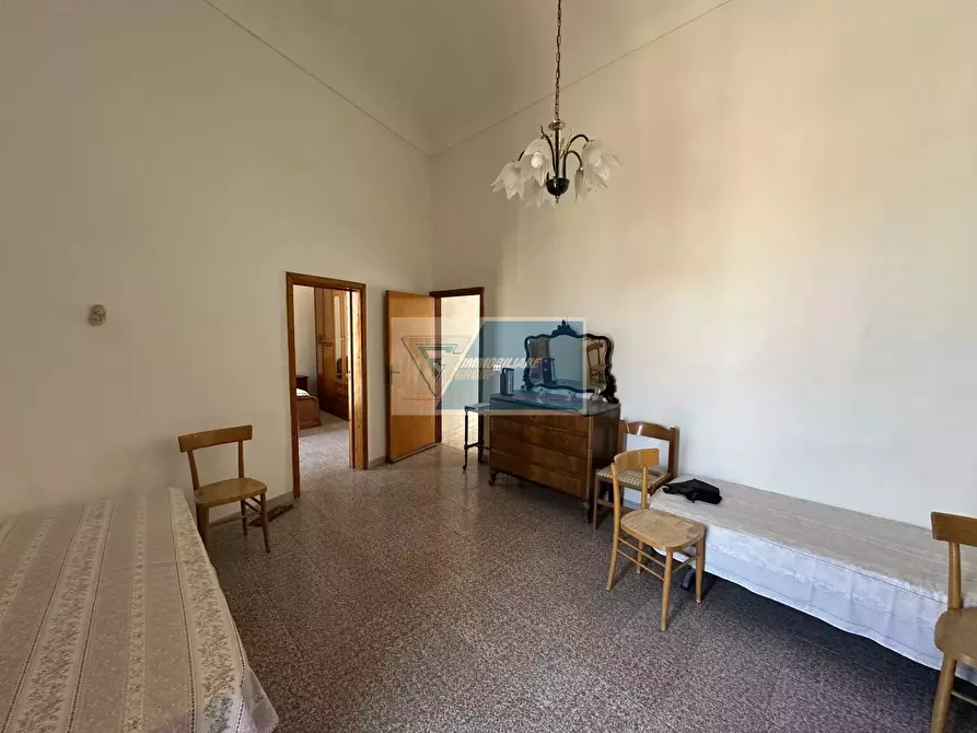 Immagine 5 di Casa trifamiliare in vendita  in Via Venti Settembre a Noto