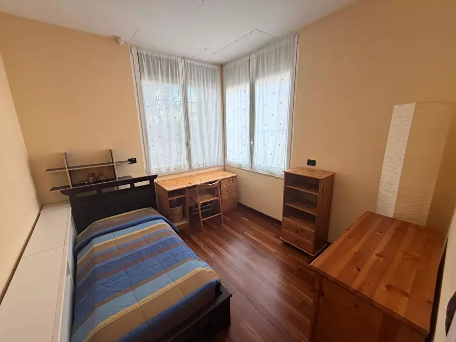 Immagine 9 di Casa trifamiliare in vendita  in Corso Genova, 86 a Ventimiglia