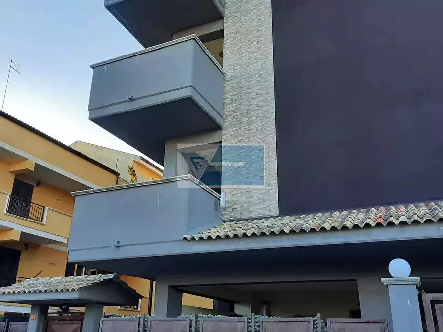 Immagine 1 di Casa trifamiliare in vendita  a Buccheri