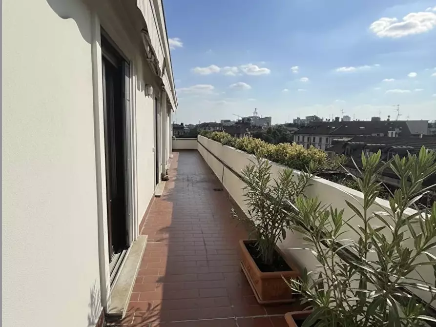 Immagine 9 di Casa trifamiliare in affitto  in Via Giovanni Boccaccio a Milano