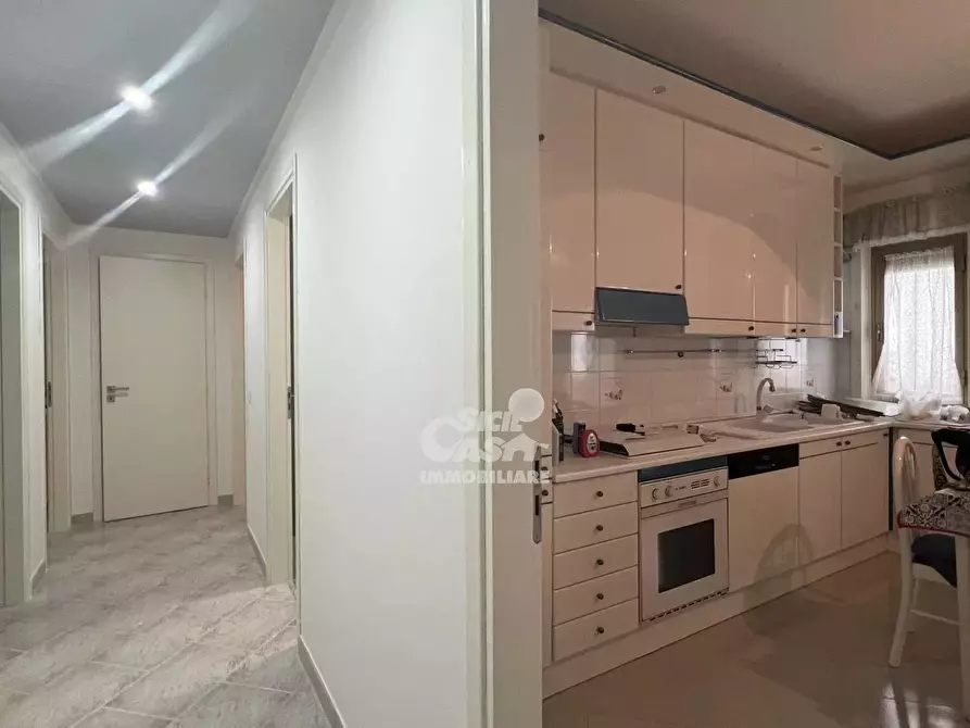 Immagine 4 di Casa trifamiliare in vendita  a Marsala