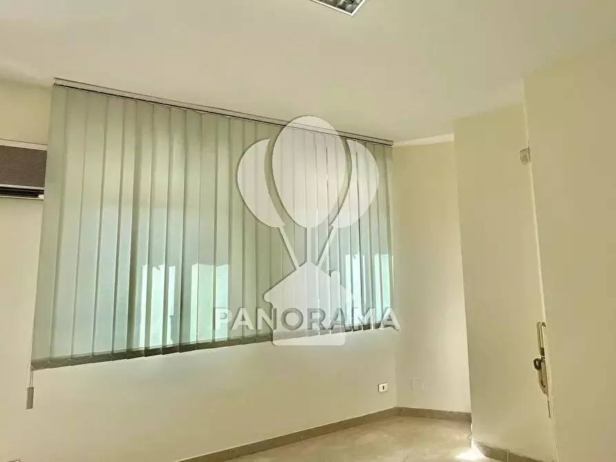 Immagine 13 di Castello in affitto  in Via Catania a Palermo