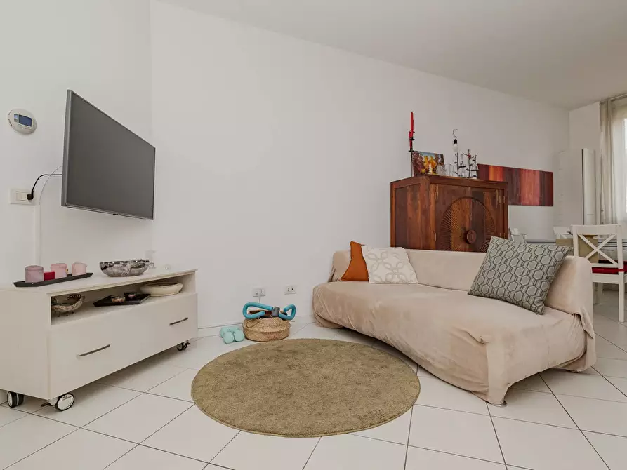 Immagine 8 di Casa trifamiliare in affitto  in Via 2 Giugno, 1 a Lodi