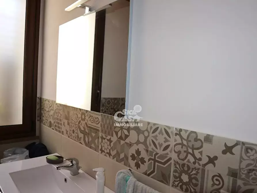 Immagine 23 di Casa trifamiliare in affitto  a Marsala