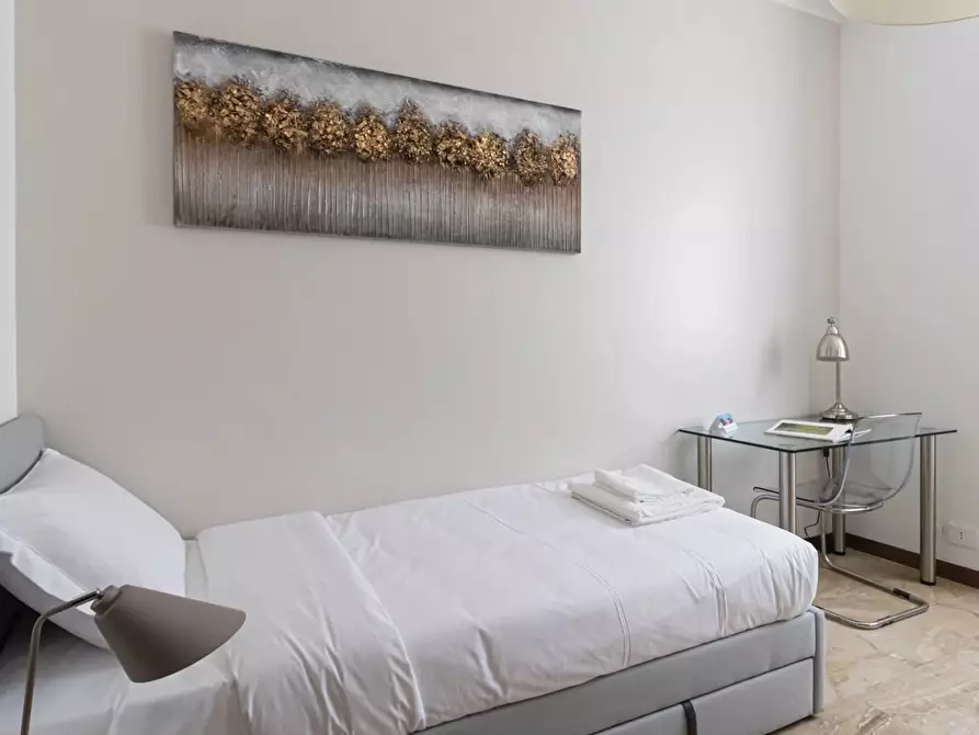 Immagine 24 di Casa trifamiliare in vendita  in Via Lazzaro Palazzi, 6 a Milano