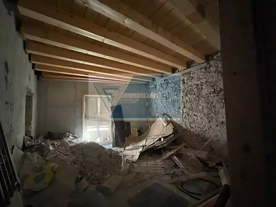 Immagine 40 di Casa trifamiliare in vendita  a Siracusa