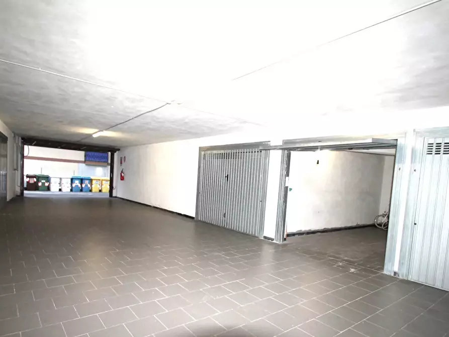 Immagine 11 di Appartamento in vendita  in Piazza Gramsci a Borghetto Santo Spirito