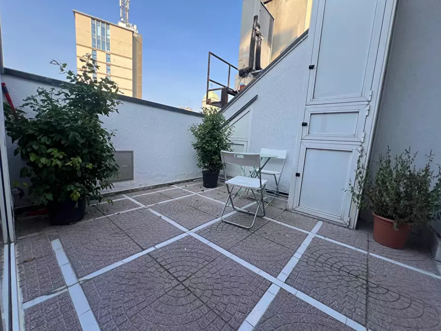 Immagine 14 di Casa trifamiliare in affitto  in Via della Moscova, 10 a Milano