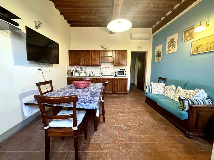 Immagine 3 di Casa trifamiliare in vendita  in via Aurelia Sud, 55. a San Vincenzo