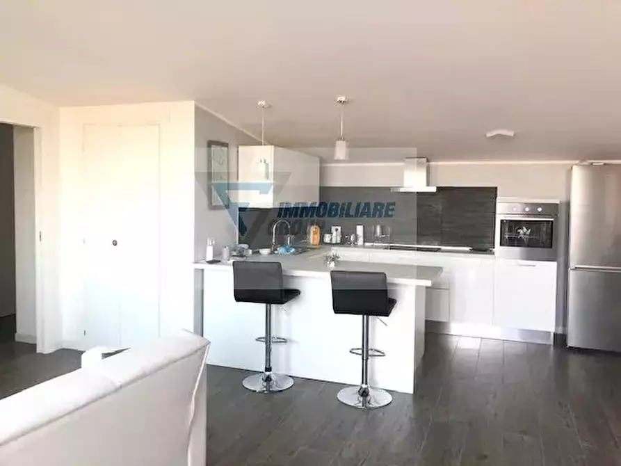 Immagine 8 di Casa trifamiliare in vendita  in Viale Edoardo Garrone a Buccheri