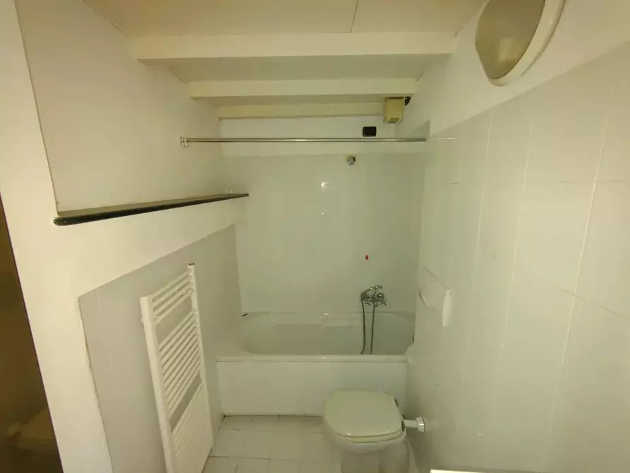 Immagine 26 di Casa trifamiliare in vendita  in Via Costaguta a Chiavari