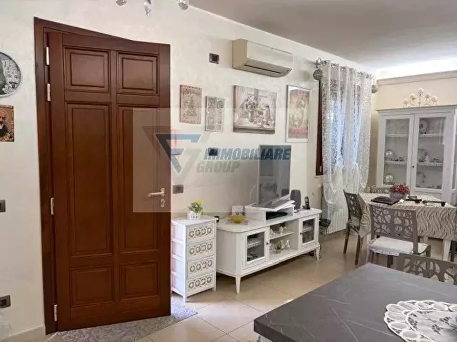 Immagine 14 di Casa trifamiliare in vendita  in Via Brancati a Buccheri