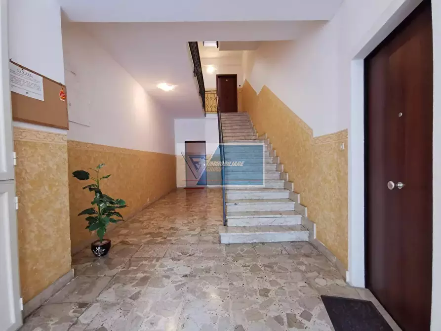 Immagine 19 di Casa trifamiliare in vendita  a Buccheri