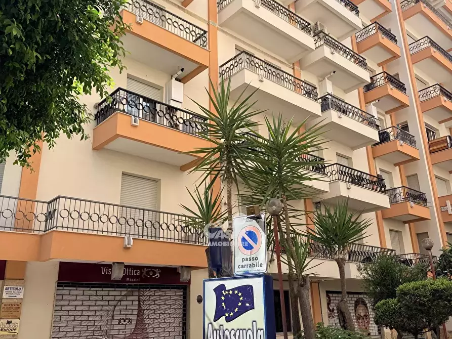 Immagine 2 di Casa trifamiliare in vendita  in Via Mazzini, 166 a Marsala