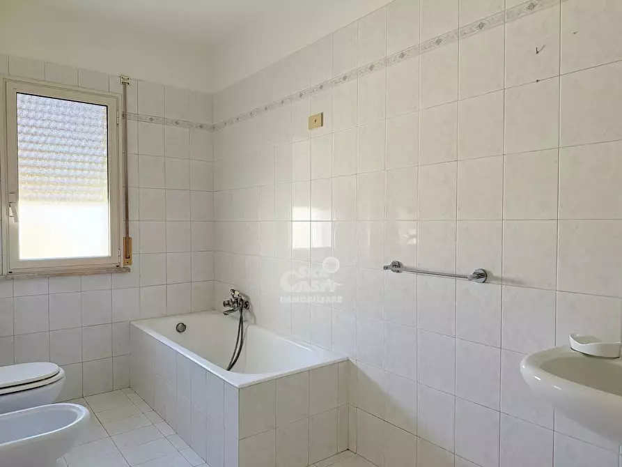 Immagine 18 di Casa trifamiliare in vendita  a Marsala