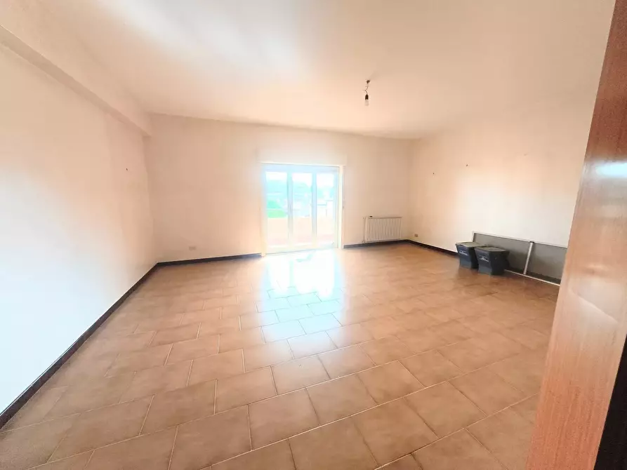 Immagine 31 di Casa trifamiliare in vendita  a Messina