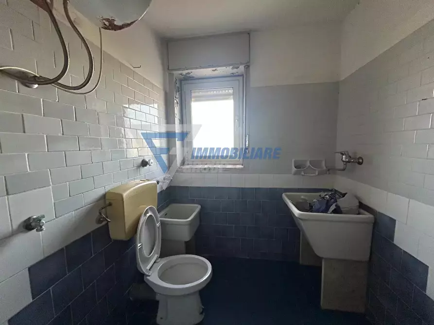 Immagine 22 di Casa trifamiliare in vendita  in Viale Teracati a Siracusa