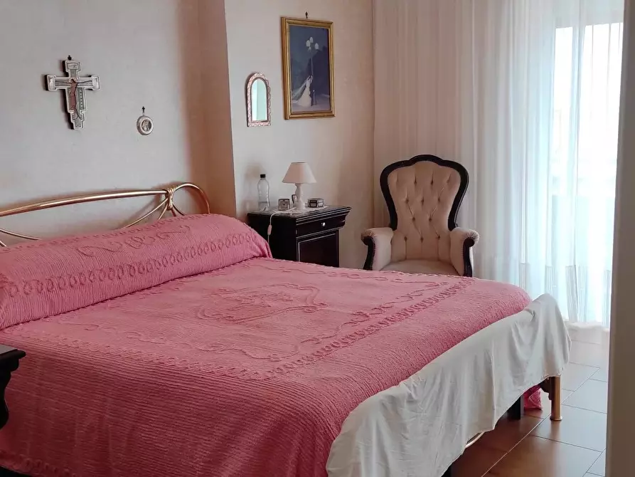 Immagine 8 di Casa trifamiliare in vendita  a Messina