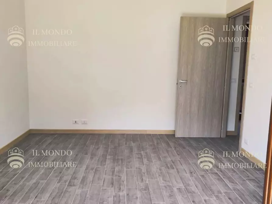 Immagine 15 di Castello in vendita  in Viale Tivoli a Palombara Sabina