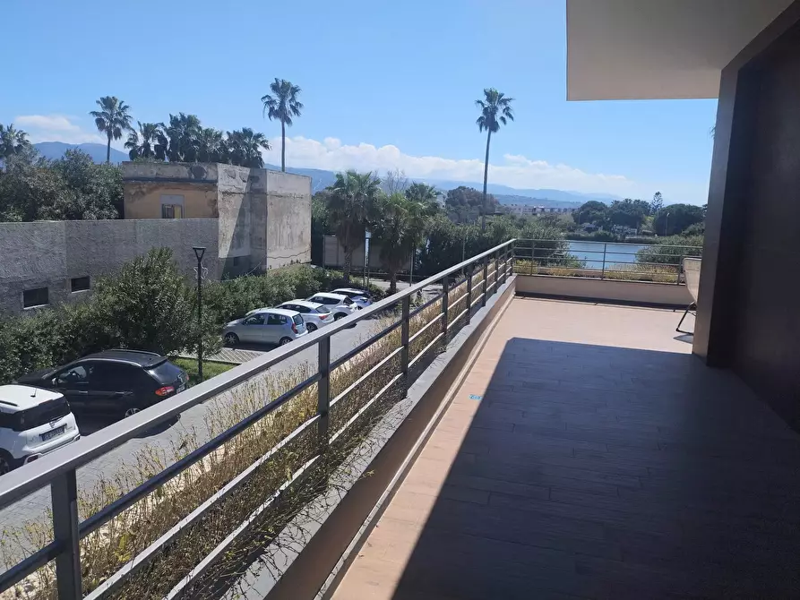 Immagine 14 di Casa trifamiliare in vendita  in Via Consolare Pompea, 1945 a Messina