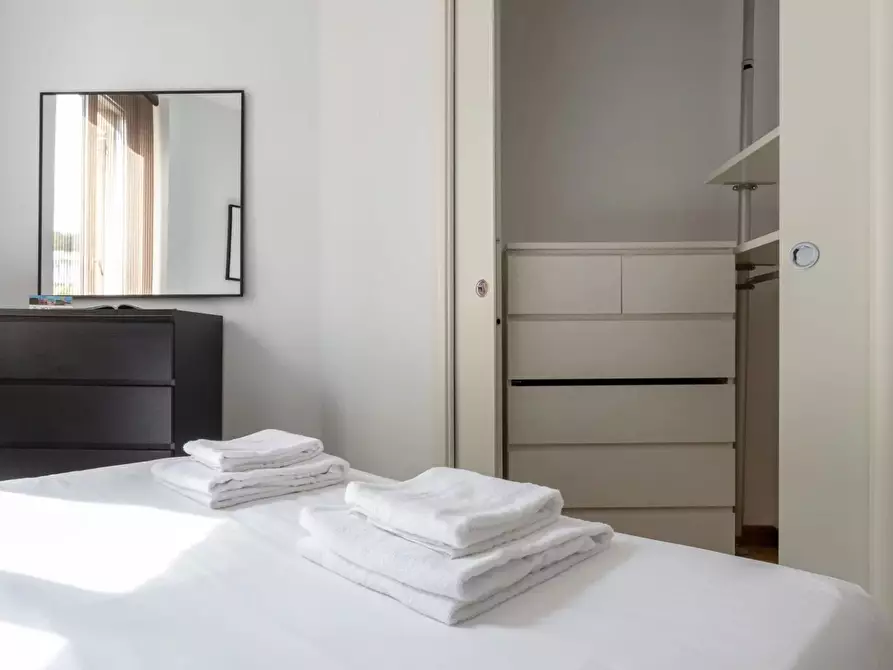 Immagine 13 di Casa trifamiliare in vendita  in Viale Abruzzi, 19 a Milano