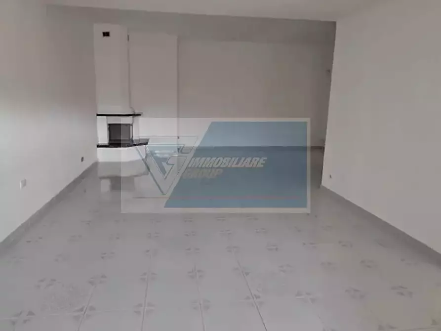 Immagine 13 di Casa trifamiliare in vendita  a Floridia