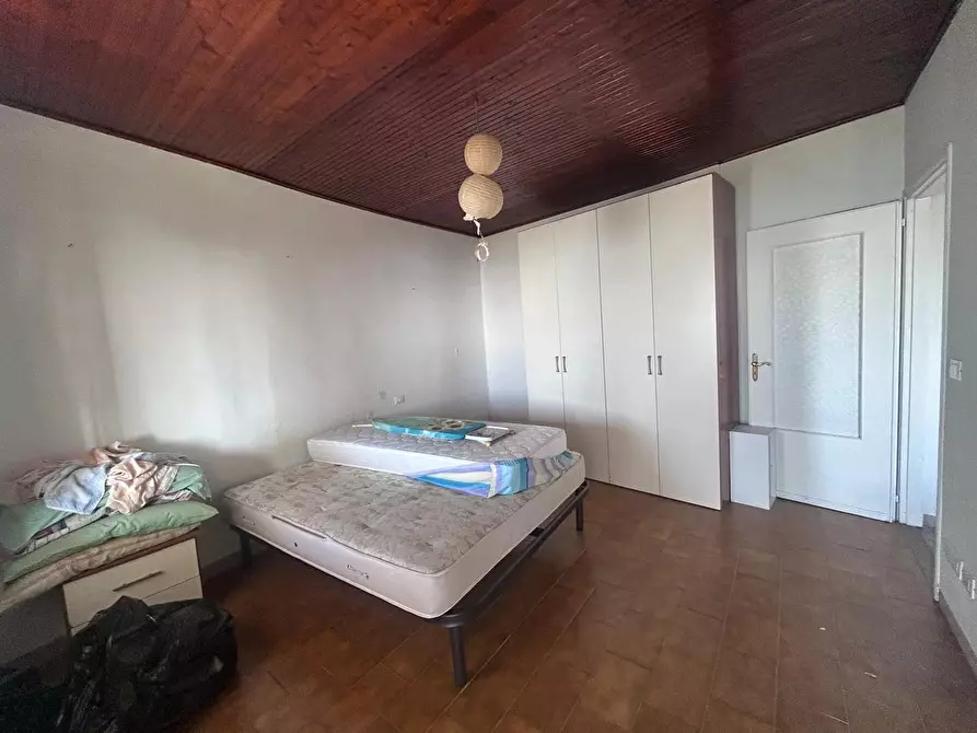 Immagine 11 di Casa trifamiliare in vendita  a Ventimiglia