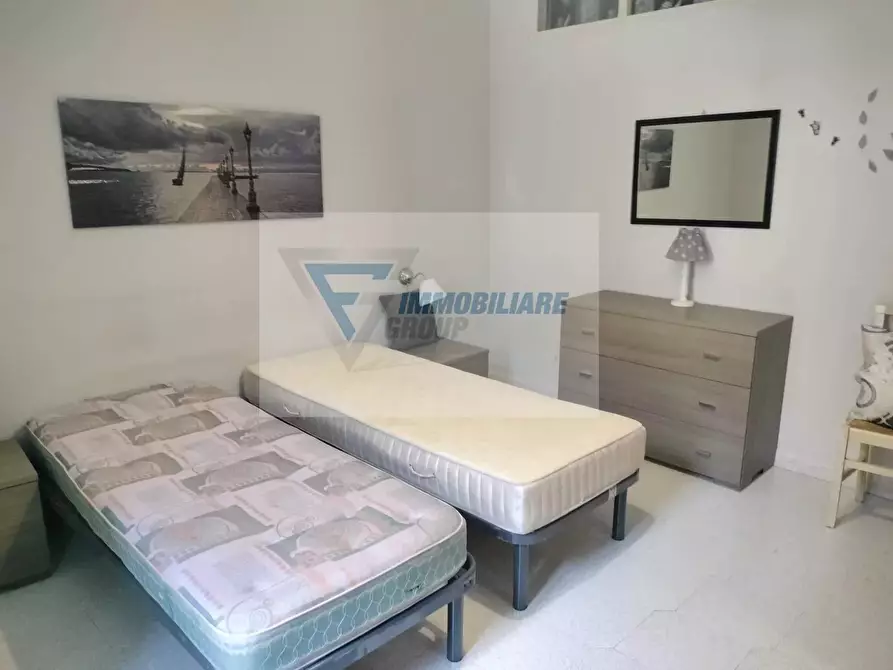 Immagine 10 di Casa trifamiliare in vendita  in Via Firenze a Buccheri