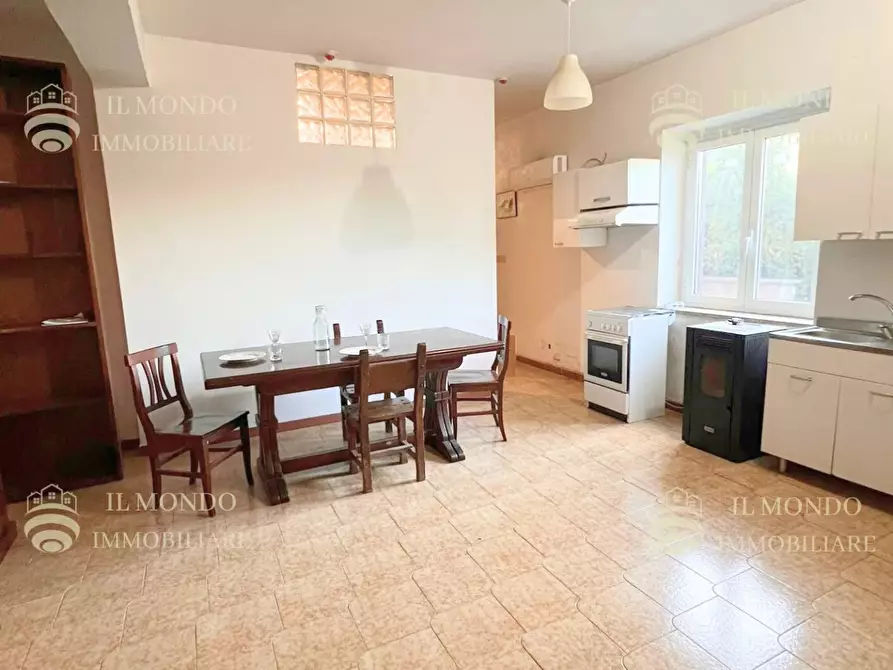 Immagine 2 di Casa trifamiliare in affitto  in Strada di Colle Pedeschiavo a Palombara Sabina