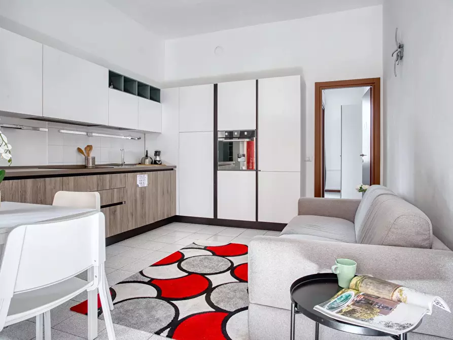 Immagine 2 di Casa trifamiliare in affitto  in VIA BORSIERI, 39. a Milano