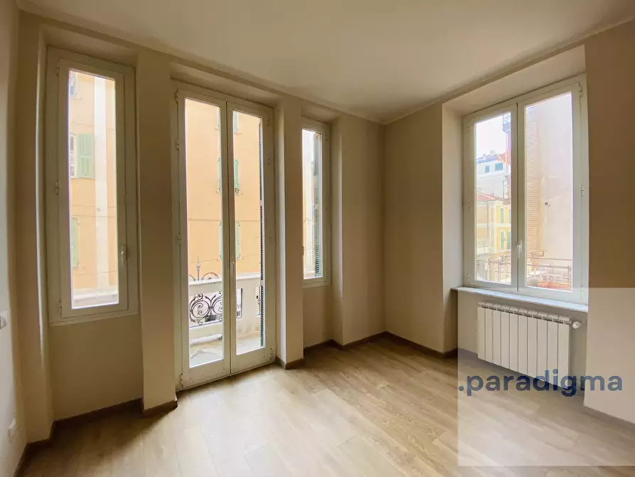 Immagine 5 di Casa trifamiliare in vendita  in Via Vittorio Emanuele II, 92 a Bordighera