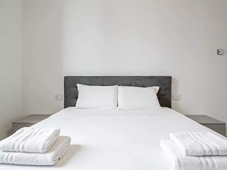 Immagine 17 di Casa trifamiliare in affitto  in Via Ravenna, 14 a Milano