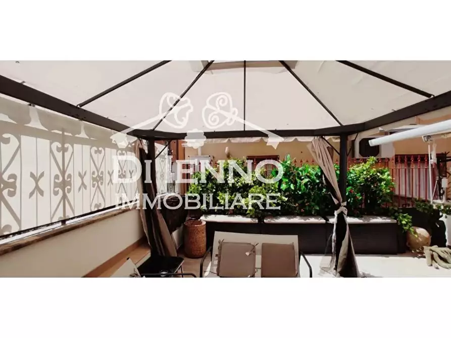 Immagine 7 di Casa trifamiliare in vendita  in Via Napoleone III a Roma