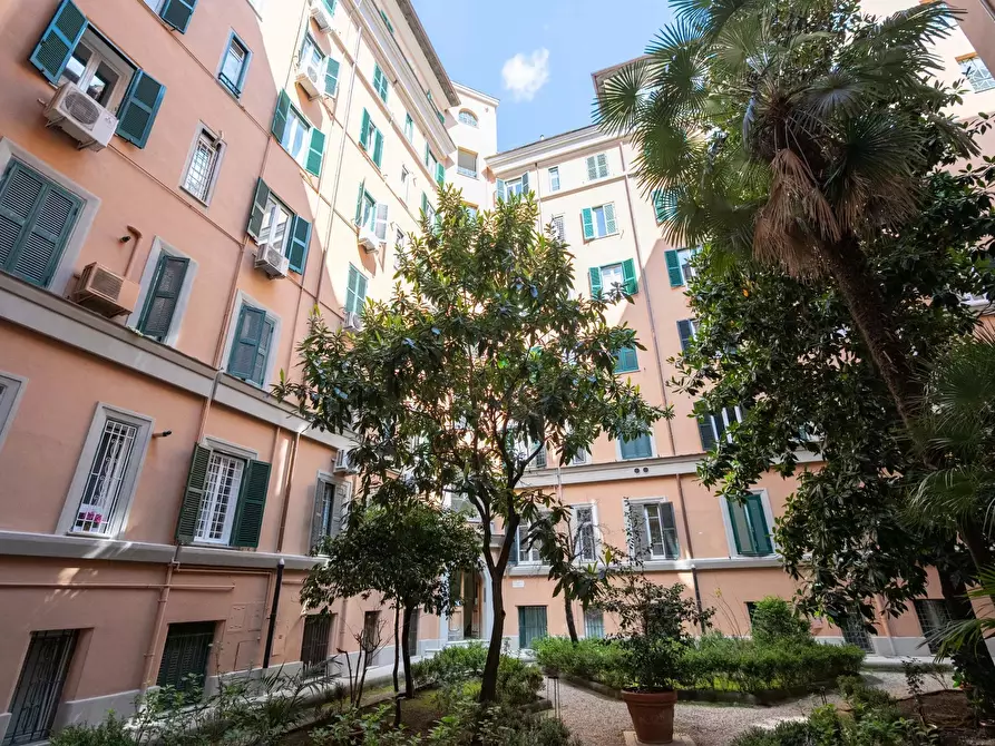 Immagine 53 di Casa trifamiliare in vendita  in Piazza Antonio Mancini, 4 a Roma