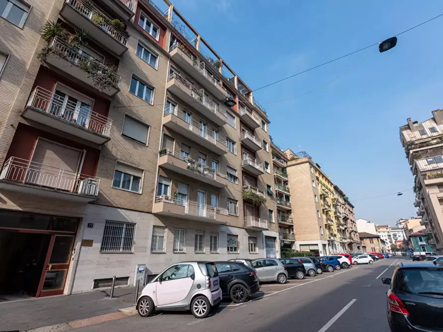 Immagine 2 di Villa in vendita  in Via Francesco Ingegnoli, 17 a Milano