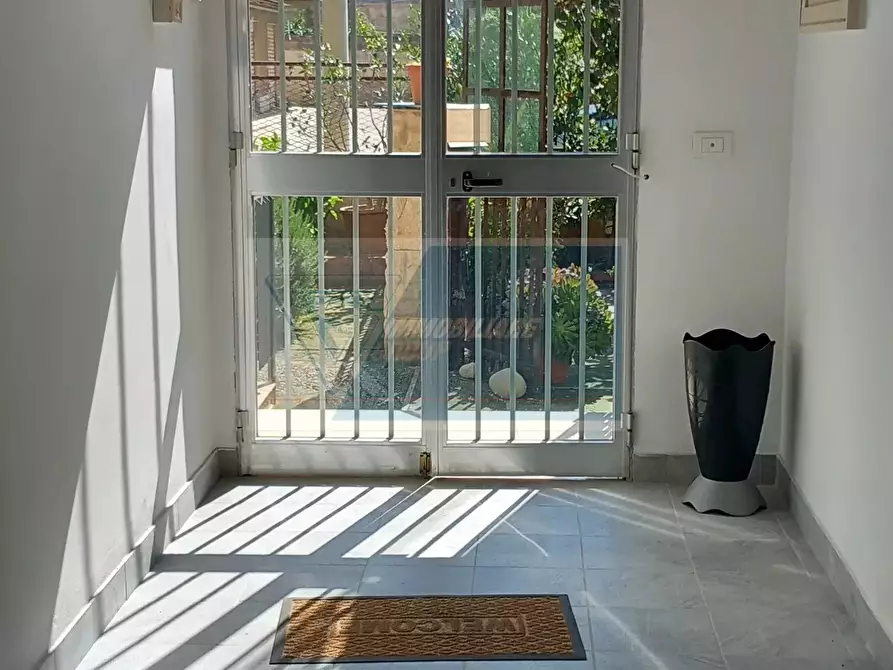 Immagine 5 di Casa trifamiliare in vendita  in Via Cassaro, 11 a Siracusa