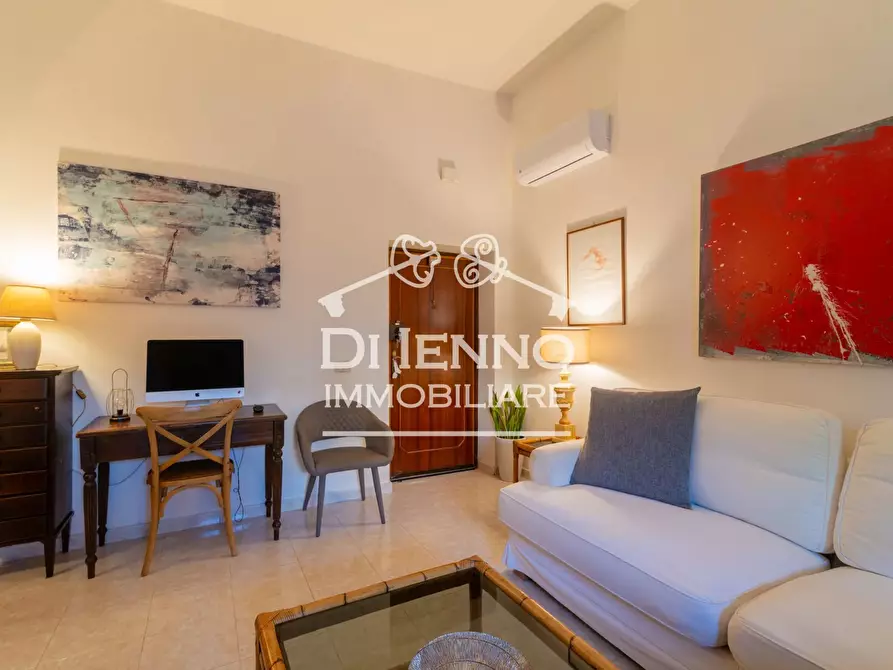 Immagine 5 di Casa trifamiliare in vendita  in Via Pedrengo a Roma