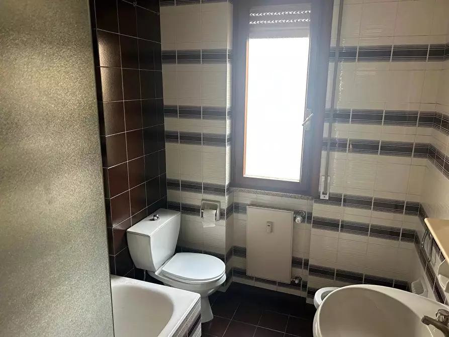 Immagine 10 di Casa trifamiliare in vendita  a Bordighera