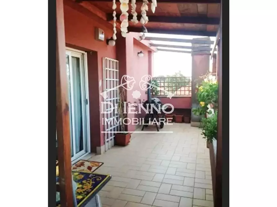 Immagine 3 di Casa trifamiliare in vendita  in Via Mongardino a Roma