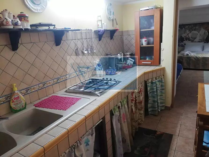 Immagine 5 di Casa trifamiliare in affitto  in Via Verona a Buccheri