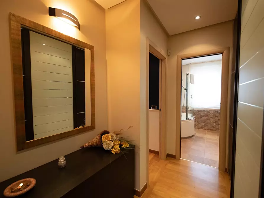 Immagine 17 di Casa trifamiliare in vendita  in Vico XX Vittorio Emanuele.19 a Bari