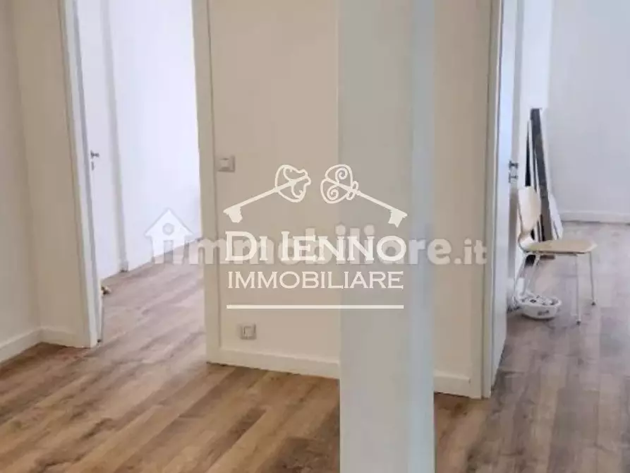 Immagine 3 di Casa trifamiliare in vendita  in Via Cassia a Roma