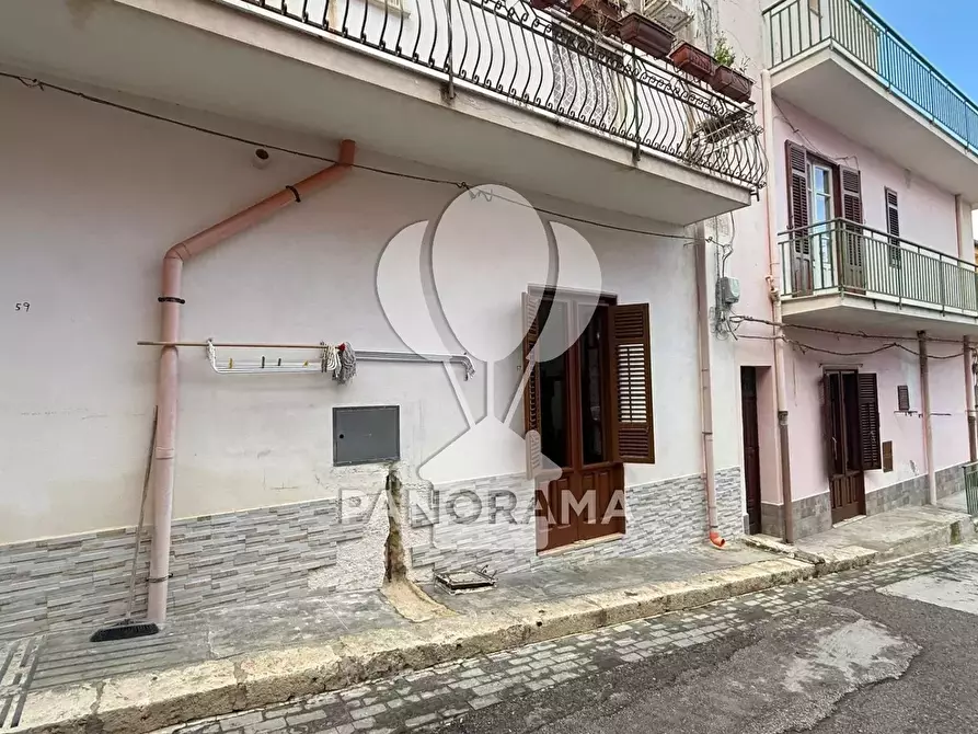 Immagine 3 di Casa trifamiliare in vendita  in Via della Regione, 61 a Balestrate